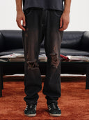 JEANS CON LAVAGGIO STRONG E ROTTURA SU GINOCCHIO