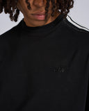 T-SHIRT CON BANDE SMACCHINATE
