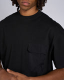 T-SHIRT CON TASCA A CONTRASTO